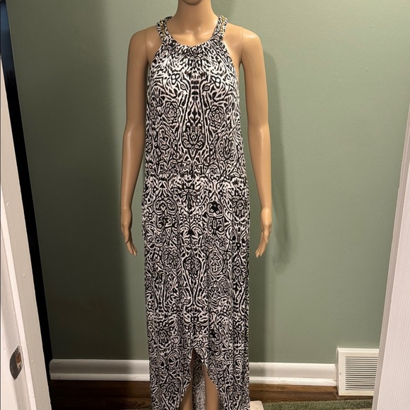 Jennifer Lopez Dresses & Skirts - Jennifer Lopez brown high low maxi dress size large